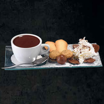 Cioccolata con panna e biscottini